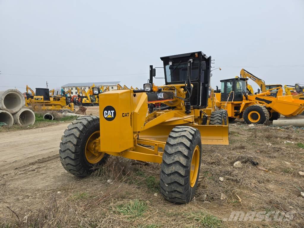 CAT 140K Motoniveladoras