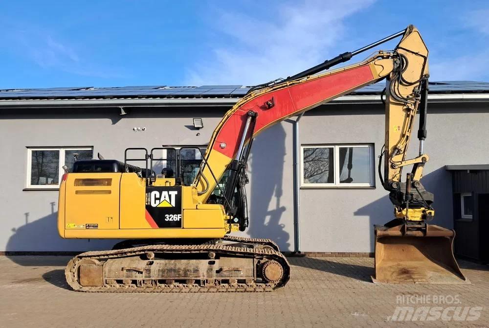 CAT 326 F L Excavadoras de cadenas