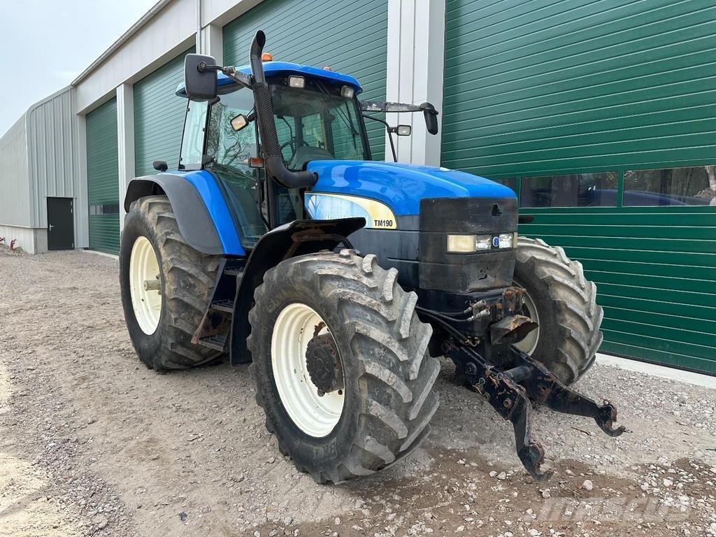 New Holland TM 190 Tractores