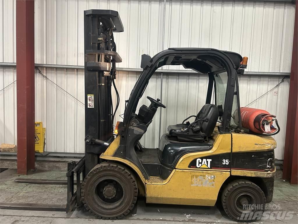 CAT GP35N Carretillas LPG