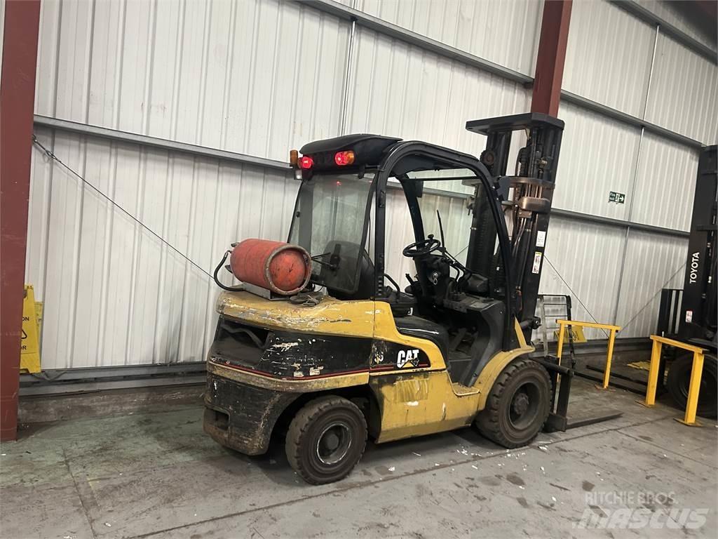 CAT GP35N Carretillas LPG