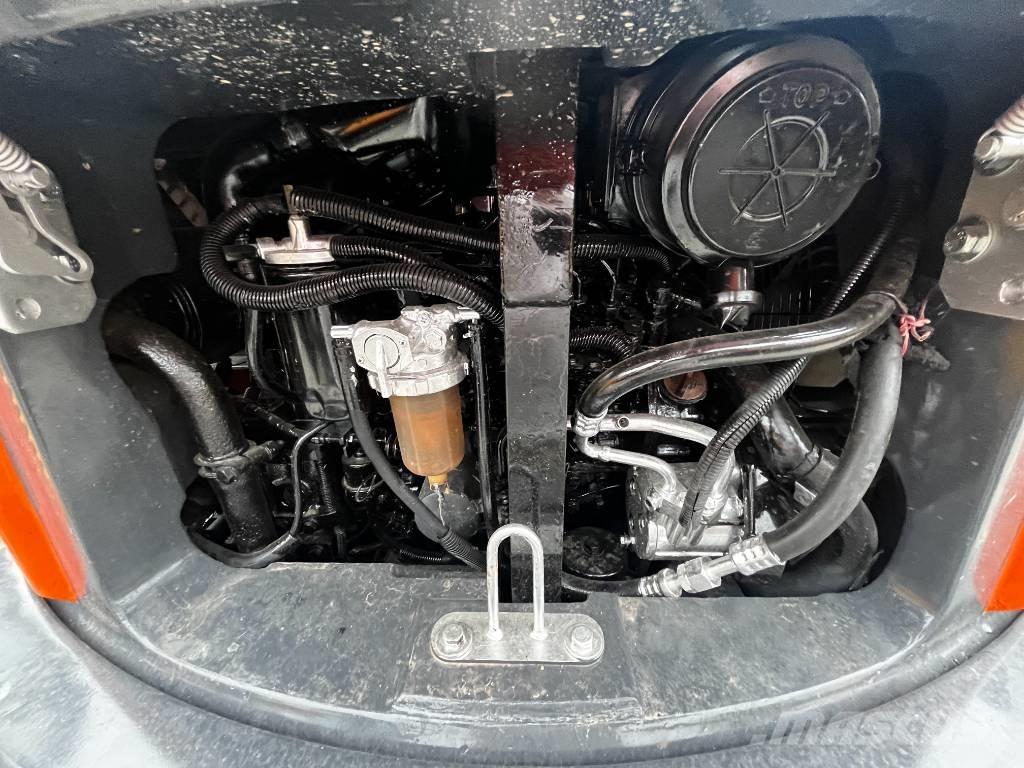 Hitachi ZX 50 U Mini excavadoras < 7t