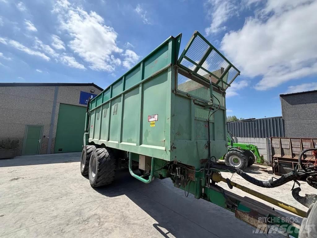 OVA LB65275T Picadoras de forraje autopropulsadas