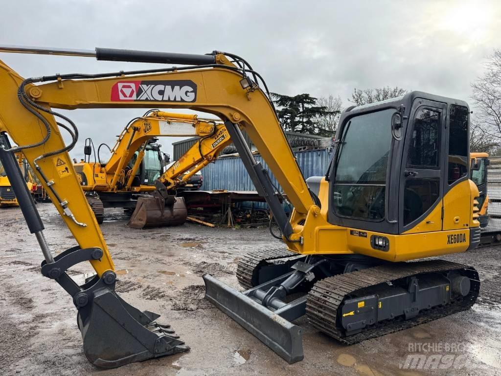XCMG XE 60 DA Mini excavadoras < 7t