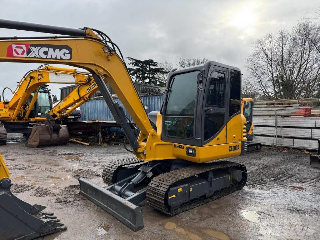 XCMG XE 60 DA Mini excavadoras < 7t