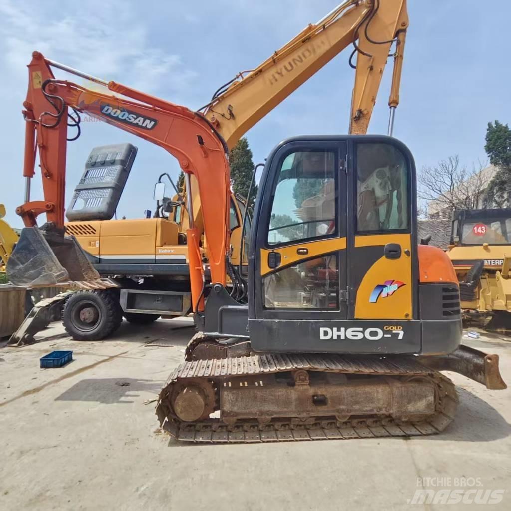 Doosan DH 60-7 Mini excavadoras < 7t