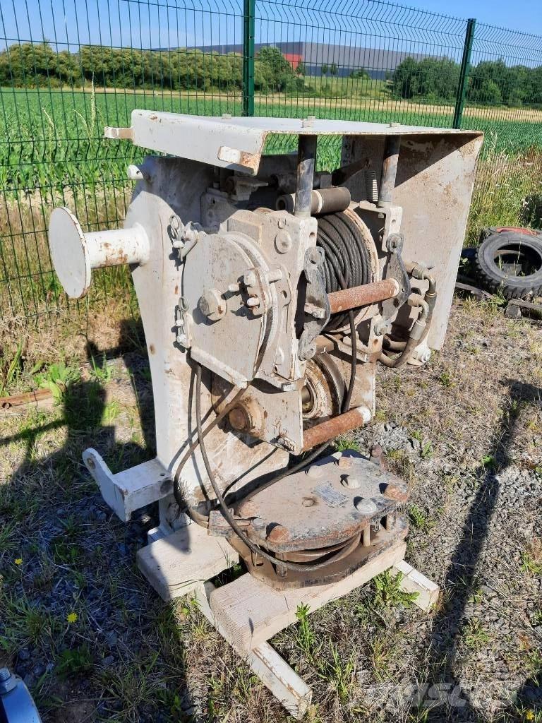 Bobcat Treuil / Winch Carretillas telescópicas