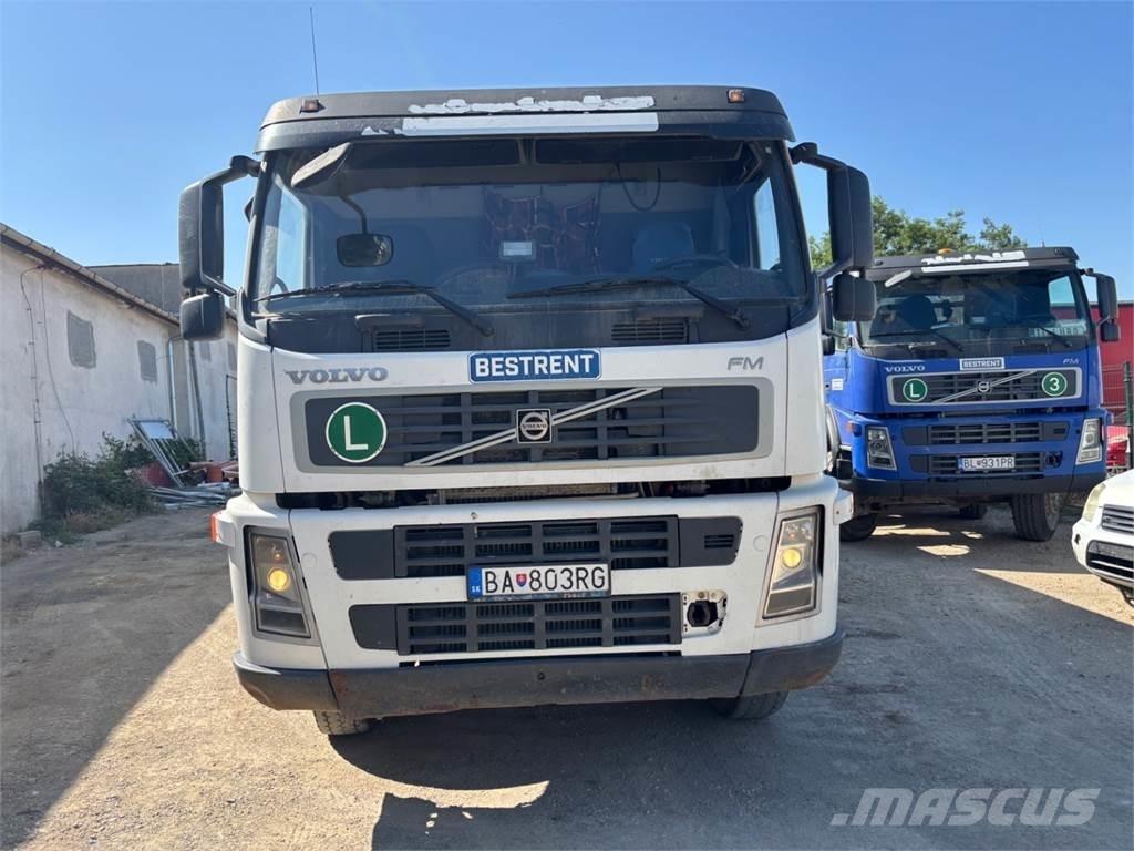 Volvo FM 440 8X4 Camiones bañeras basculantes o volquetes