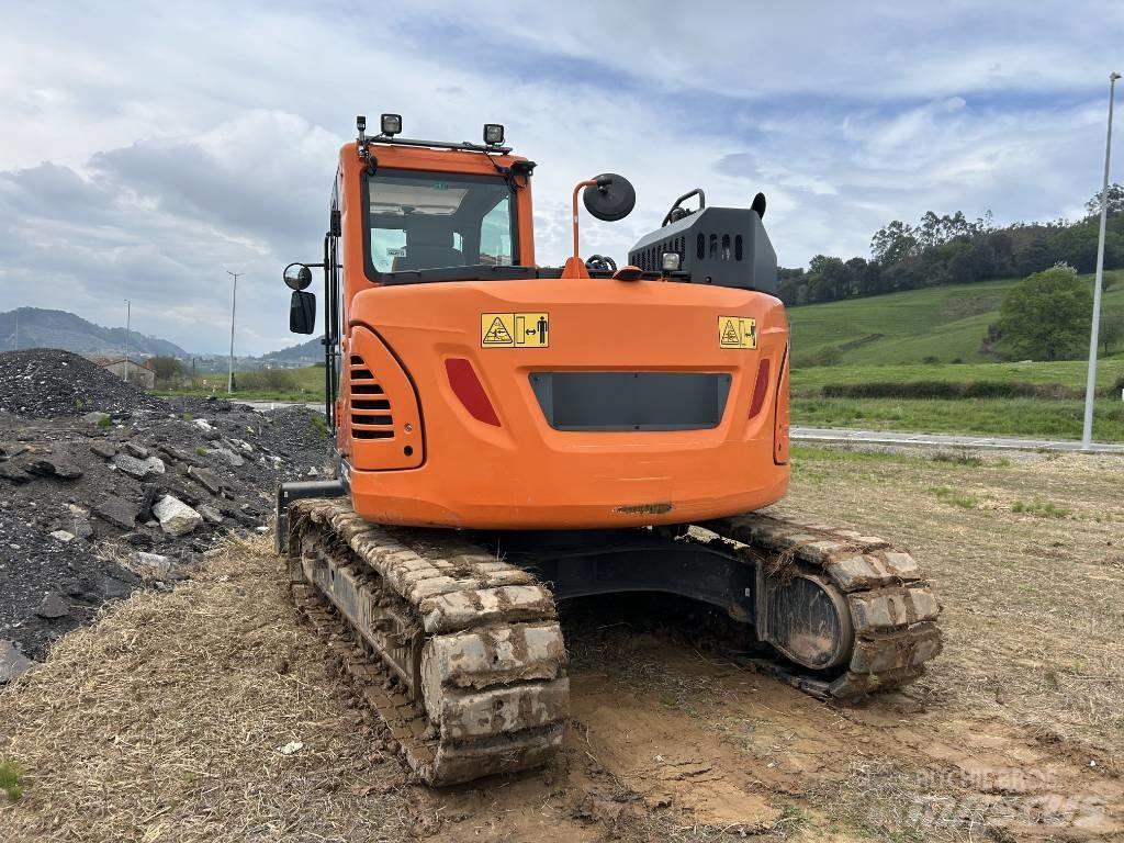 Doosan DX 140 Excavadoras de cadenas