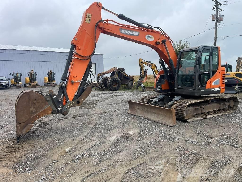 Doosan DX 140 LCR Excavadoras de cadenas
