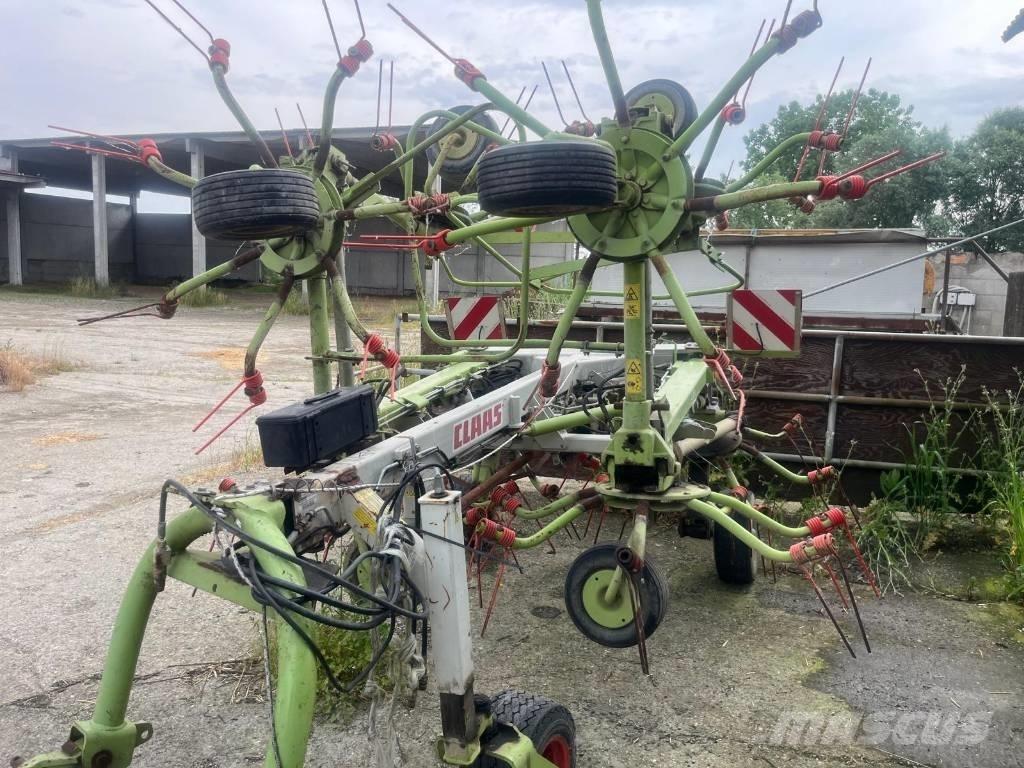 CLAAS Volto 1050 T Rastrillos y henificadores