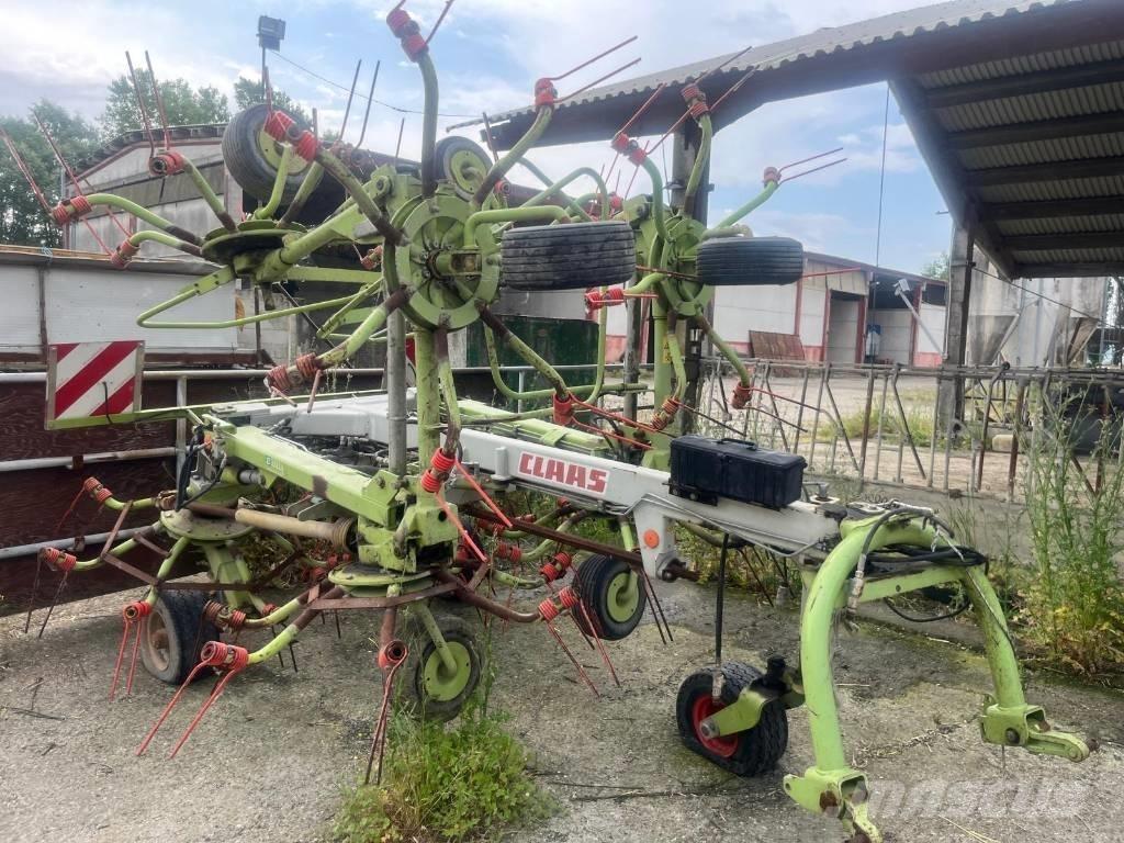 CLAAS Volto 1050 T Rastrillos y henificadores