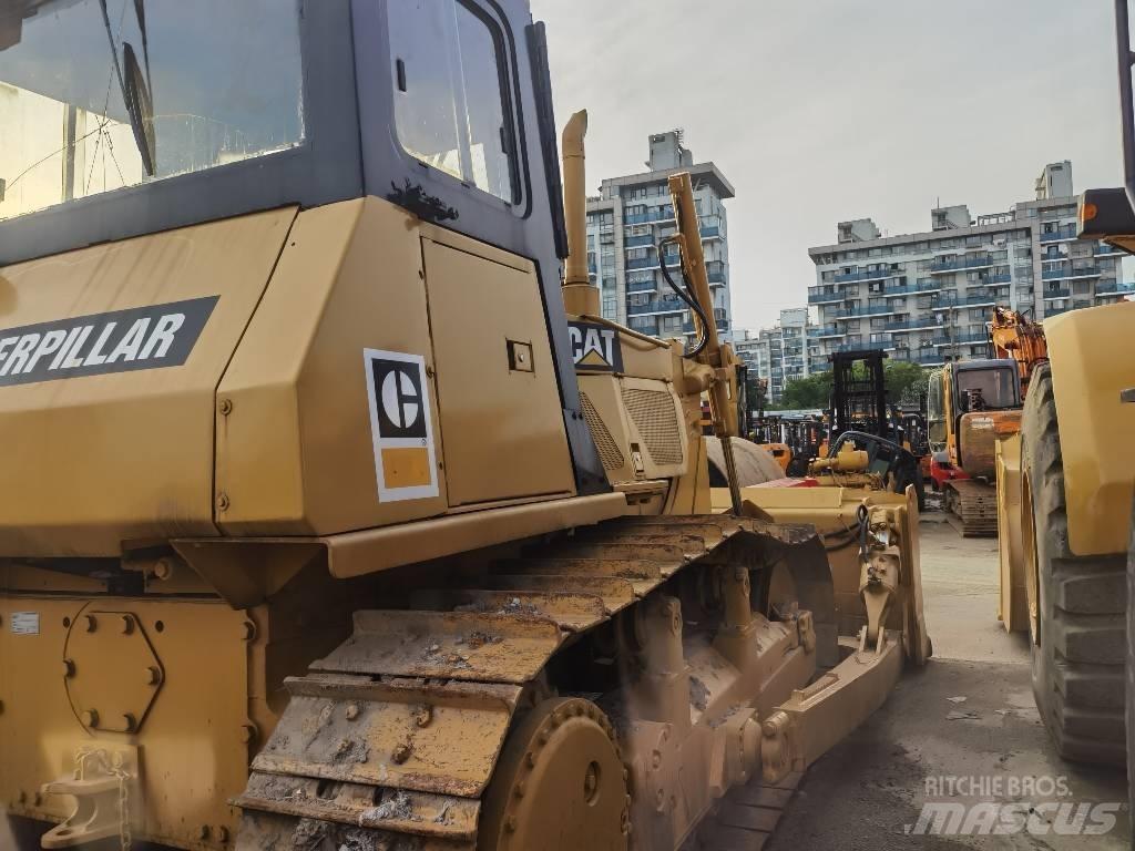 CAT D 6 G Buldozer sobre oruga