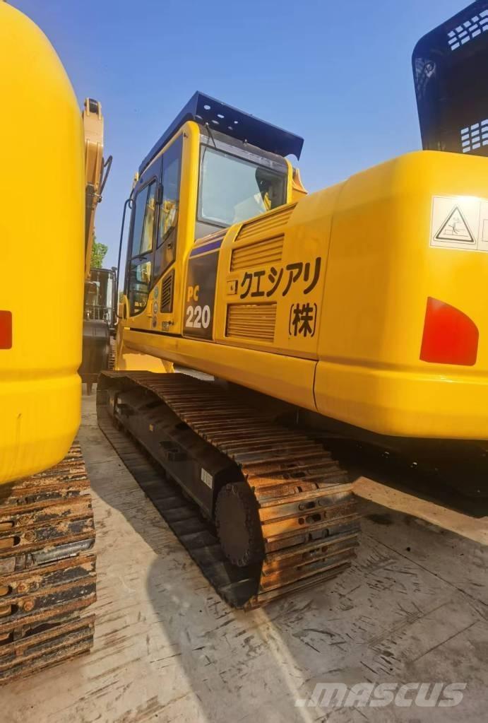 Komatsu PC 220-8 Excavadoras de cadenas
