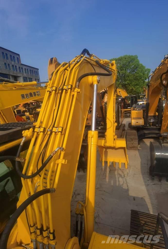 Komatsu PC 220-8 Excavadoras de cadenas