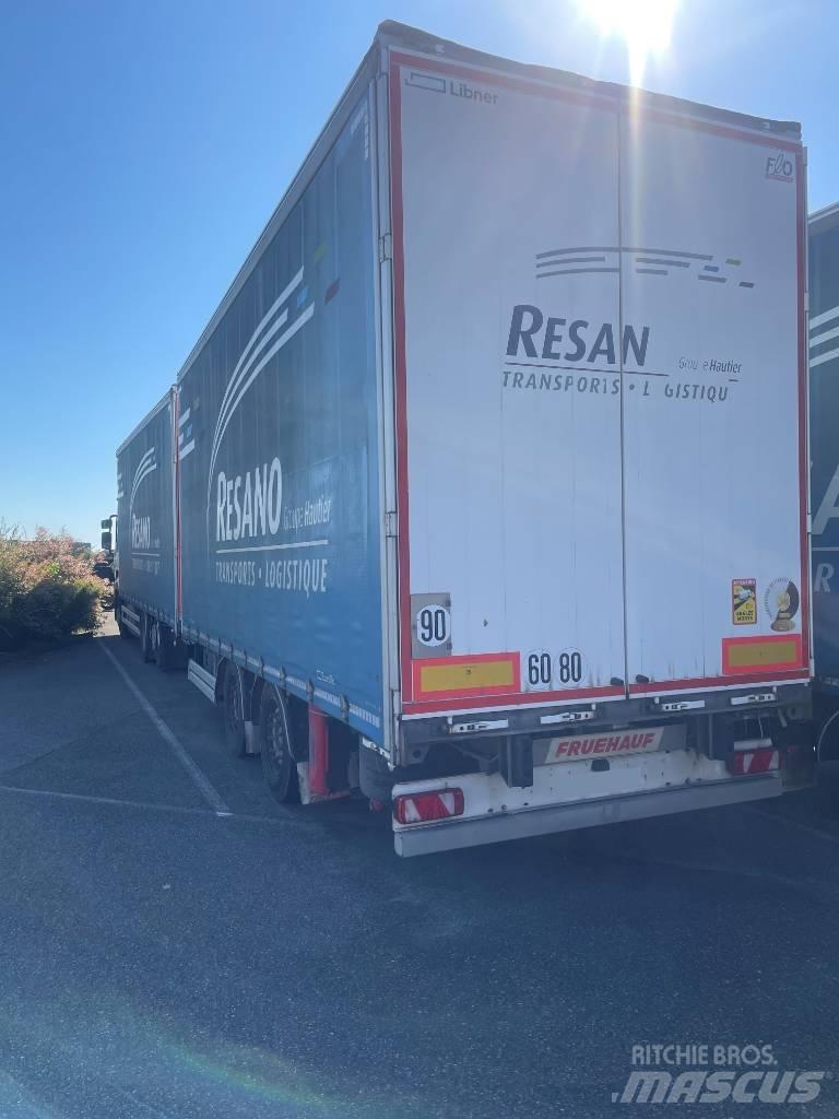 Renault T440 Camión con caja abierta