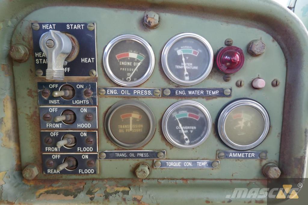 CAT D7F Ex-army Buldozer sobre oruga