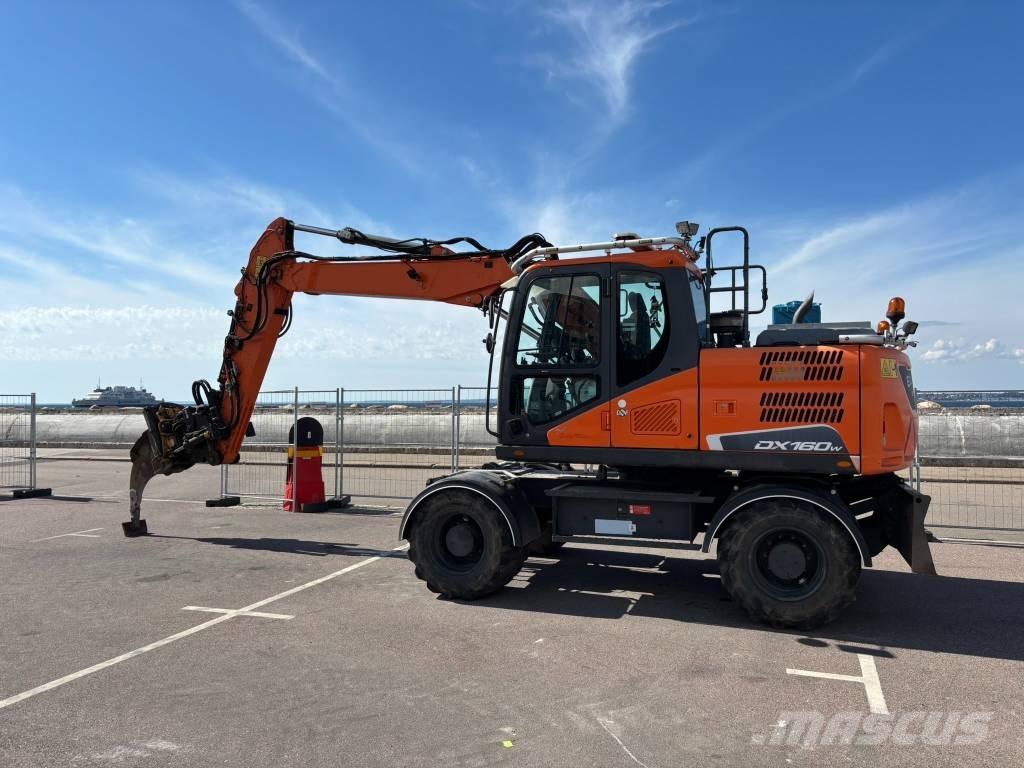Doosan DX 160 W Excavadoras de ruedas