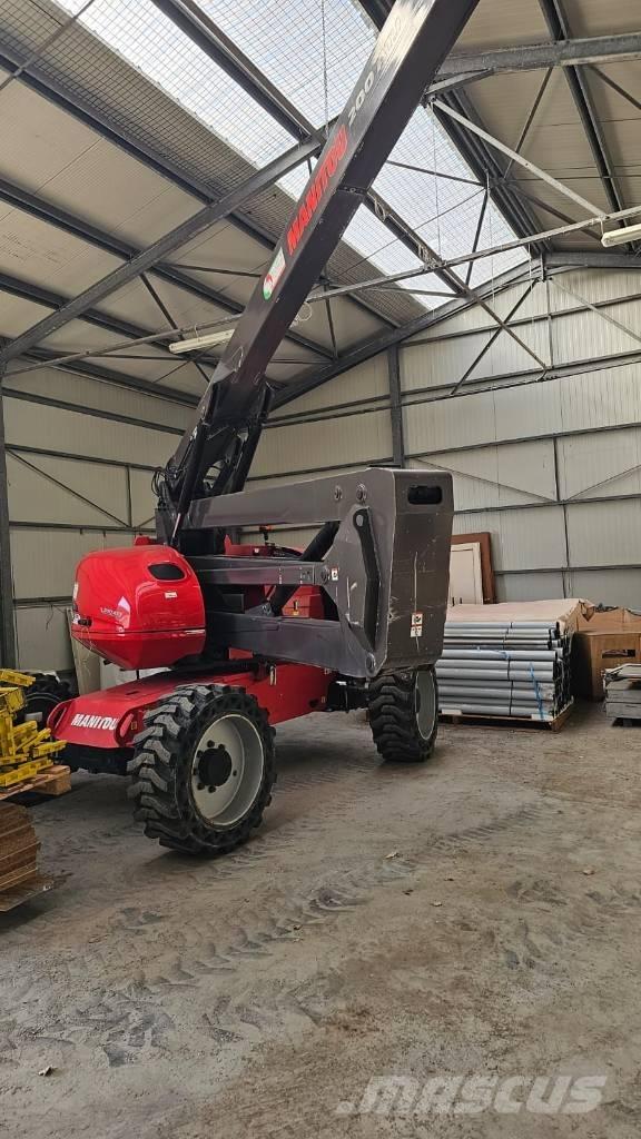 Manitou 200 ATJ Plataforma de trabajo articulada