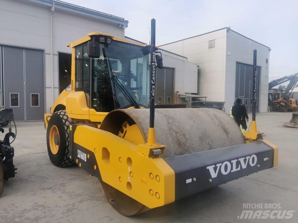 Volvo SD 160 B Rodillos de un solo tambor