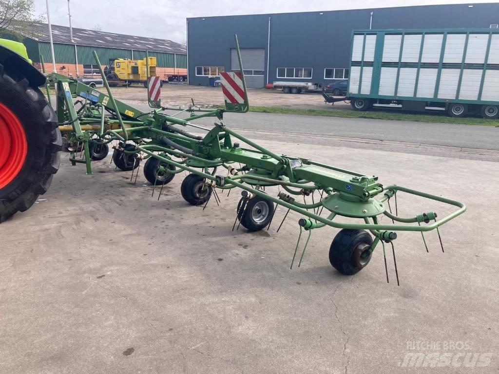 Krone KW 8.82 Rastrillos y henificadores