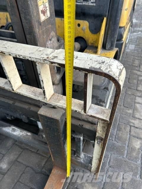 Yale GDP 35 VX Carretillas diesel