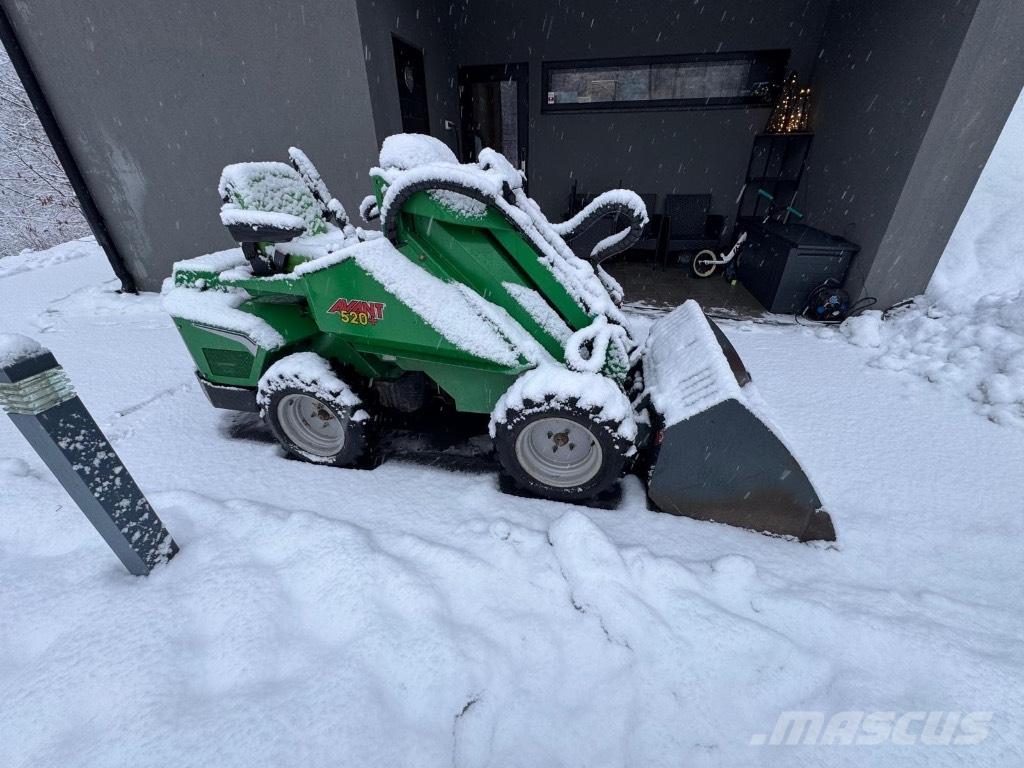 Avant 520+ Palas cargadoras