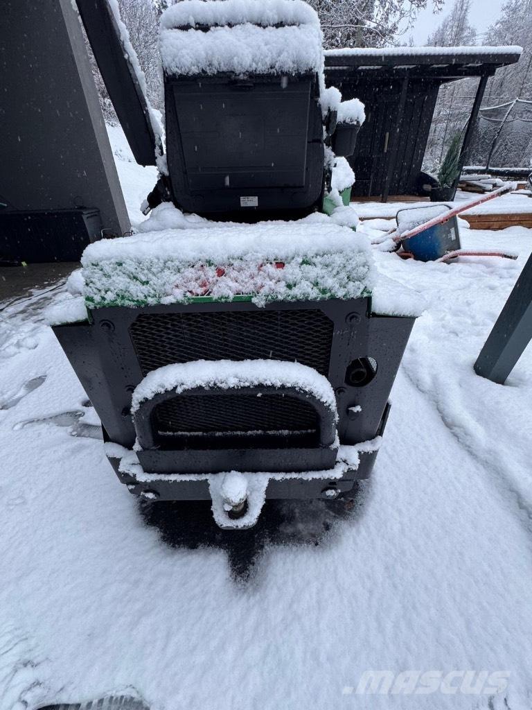 Avant 520+ Palas cargadoras