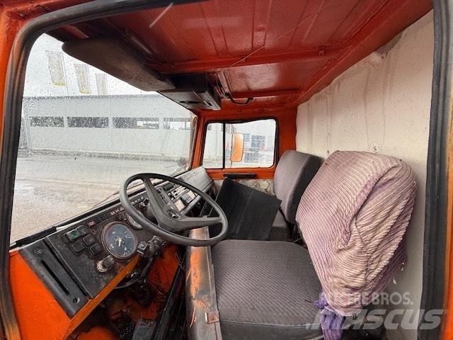 Unimog 424 USED CAB Cabinas e interior