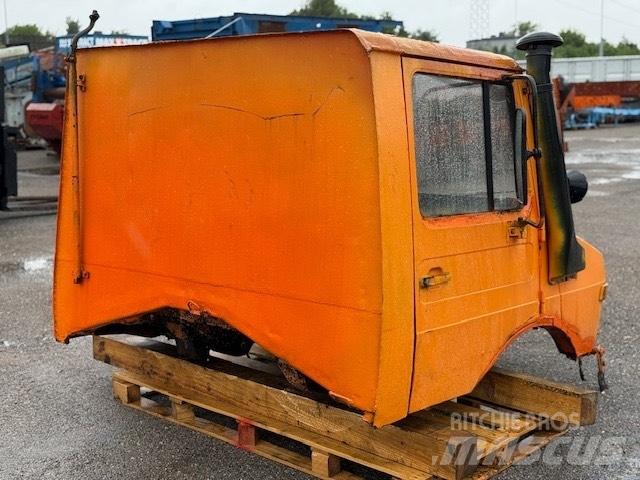 Unimog 424 USED CAB Cabinas e interior