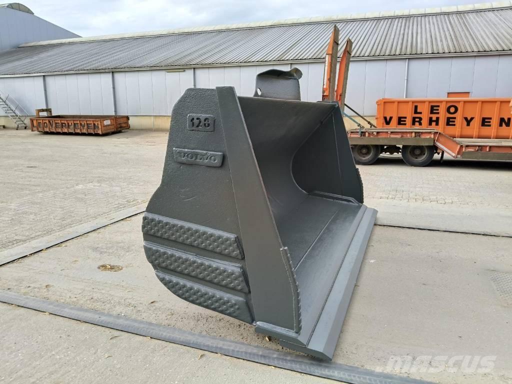 Volvo L 220 Cucharones