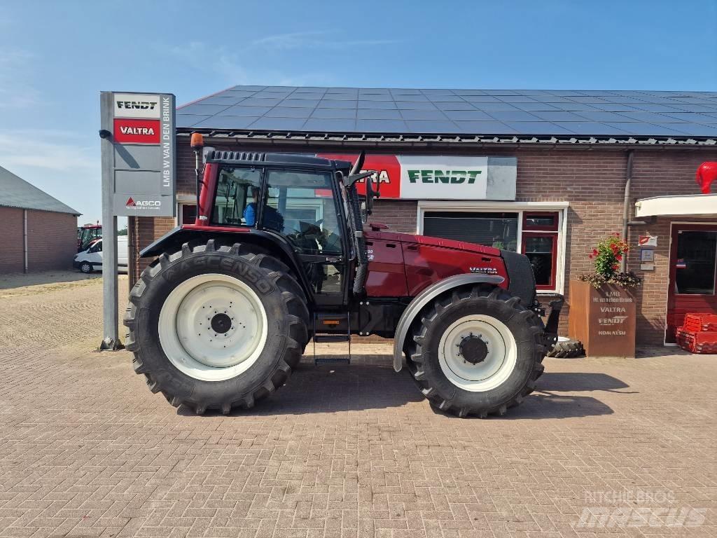 Valtra 8950 Tractores