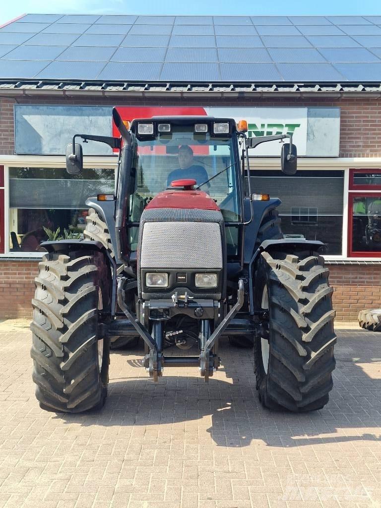 Valtra 8950 Tractores
