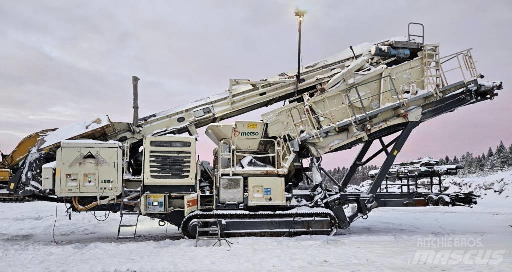 Metso LT 330 D Trituradoras móviles