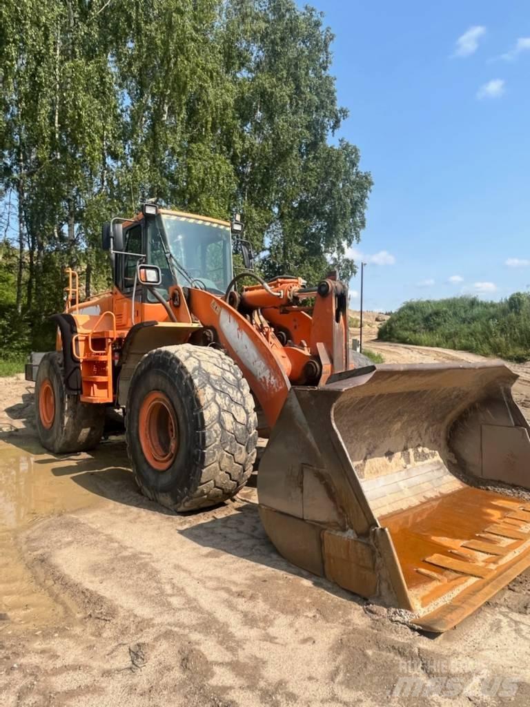 Doosan 420 Cargadoras sobre ruedas
