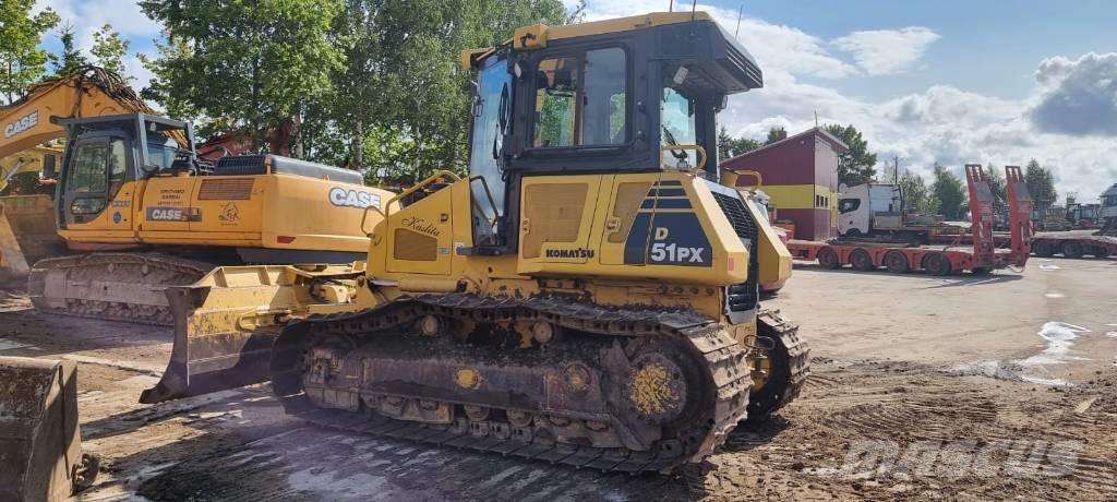 Komatsu D 51 PX-22 Buldozer sobre oruga