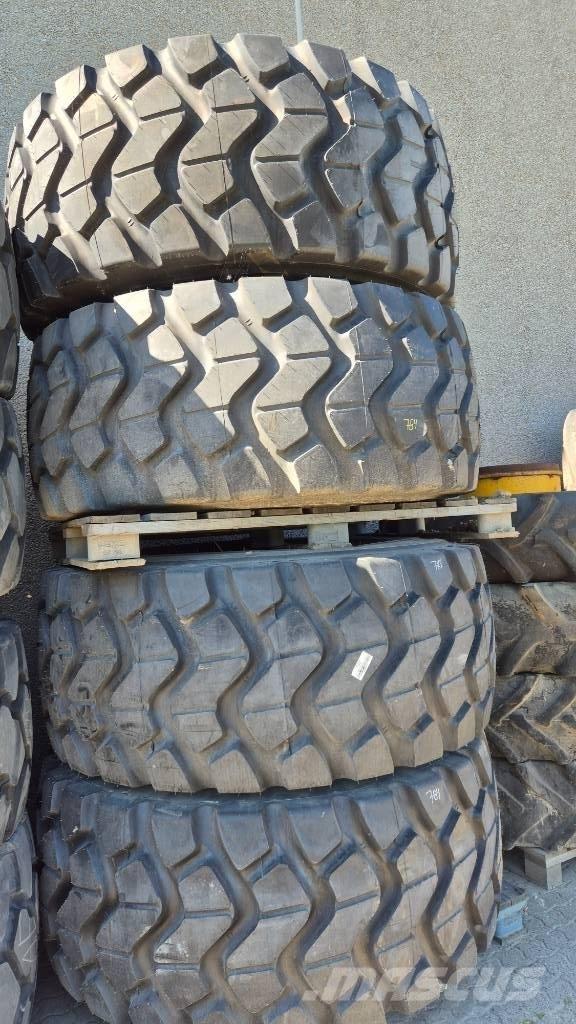 Petlas 29.5R25 Neumáticos, ruedas y llantas