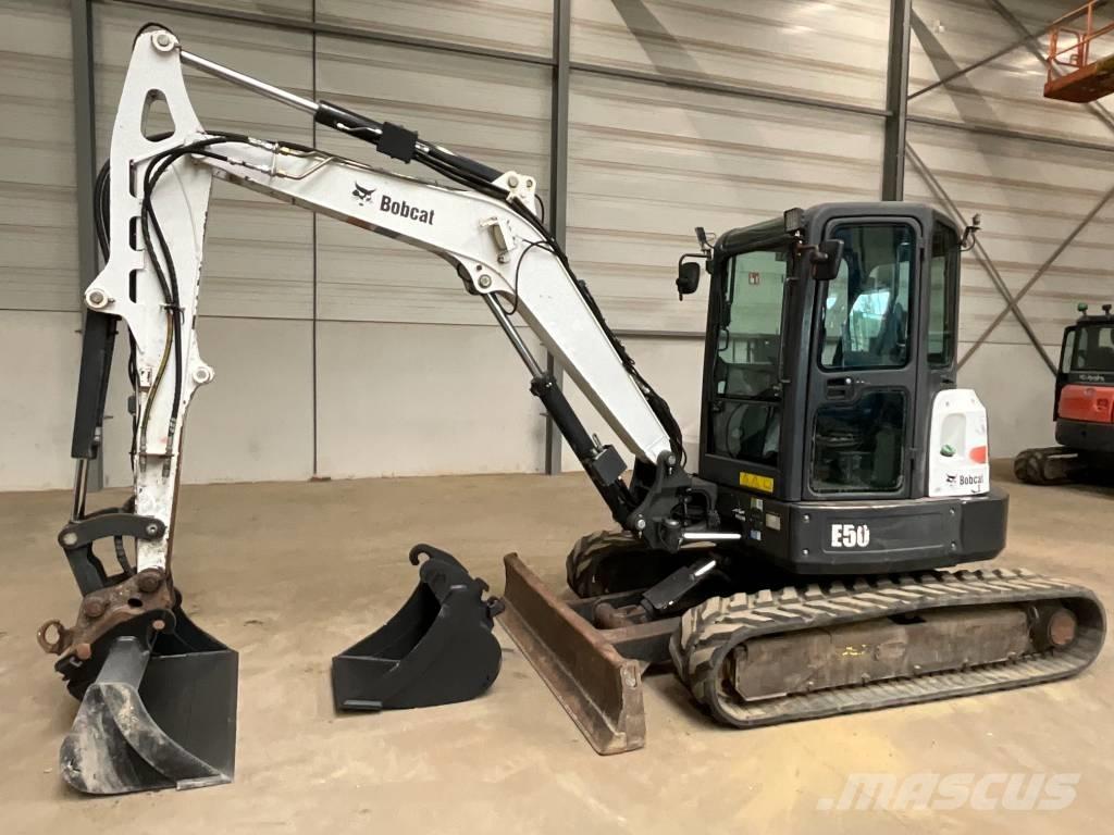 Bobcat E 50 EM Mini excavadoras < 7t