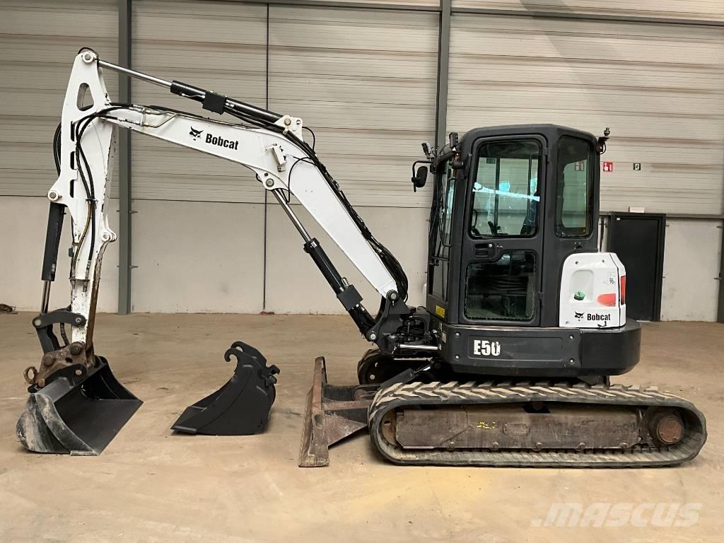 Bobcat E 50 EM Mini excavadoras < 7t