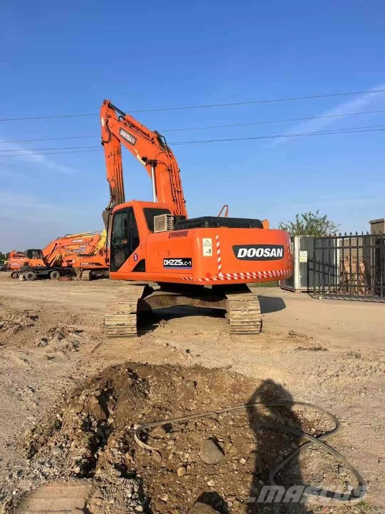 Doosan DH 225 LC-9 Excavadoras de cadenas