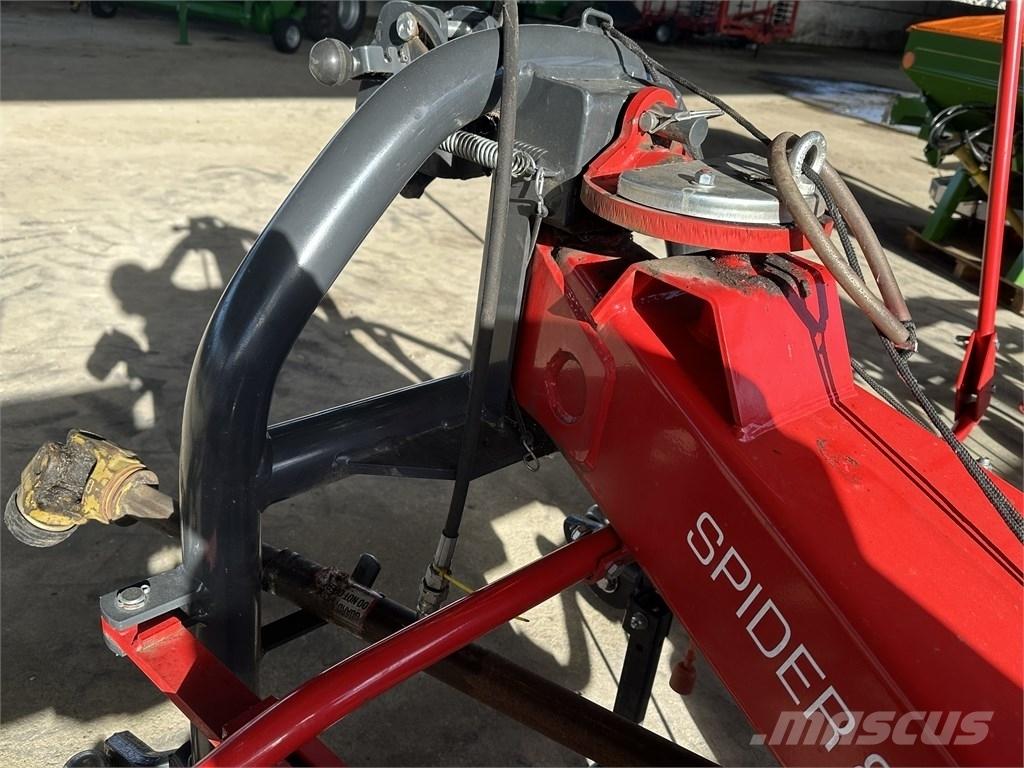 SIP Spider 815/8 Rastrillos y henificadores