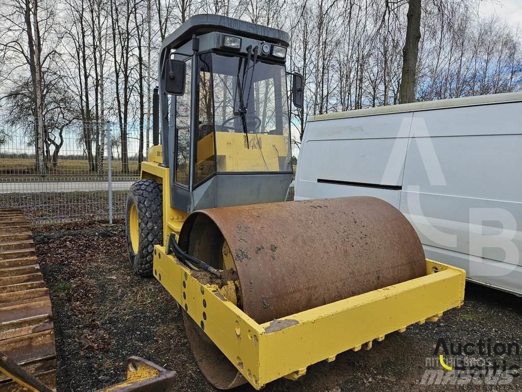 Bomag BW 172 D-2 Rodillos de un solo tambor