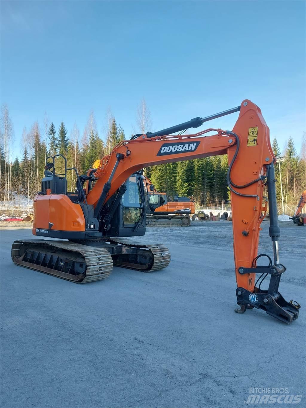 Doosan DX 140LCR 7 Excavadoras de cadenas