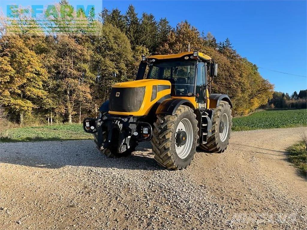 JCB fastrac 8250 Tractores