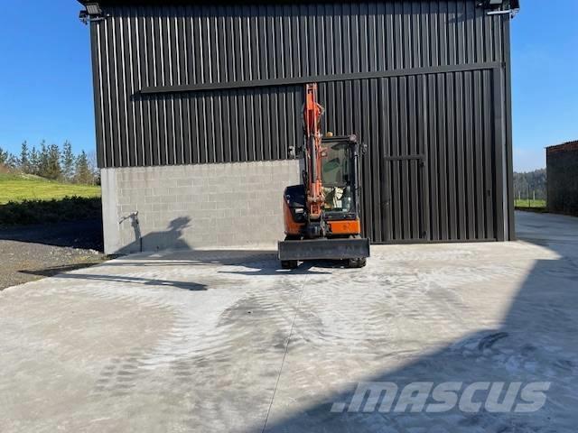 Hitachi u 33 Mini excavadoras < 7t