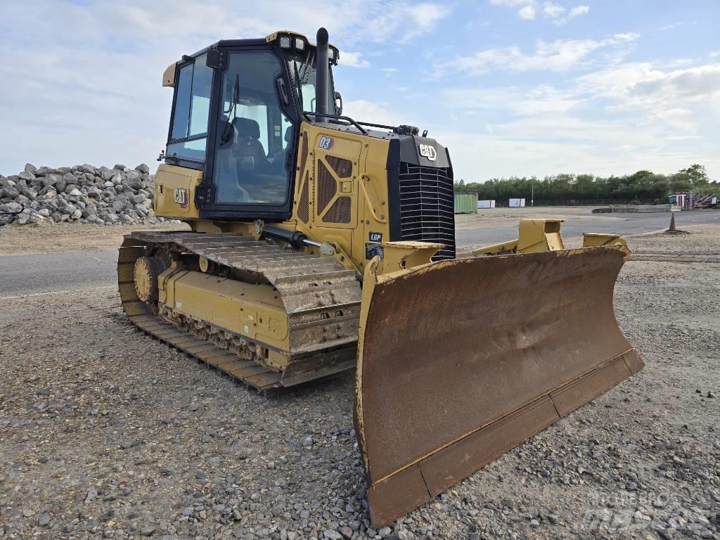 CAT D 3 LGP Buldozer sobre oruga