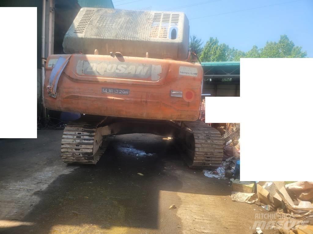 Doosan DX 300 LCA Excavadoras de cadenas