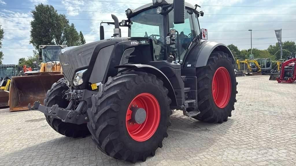 Fendt 828 Vario 0 Tractores