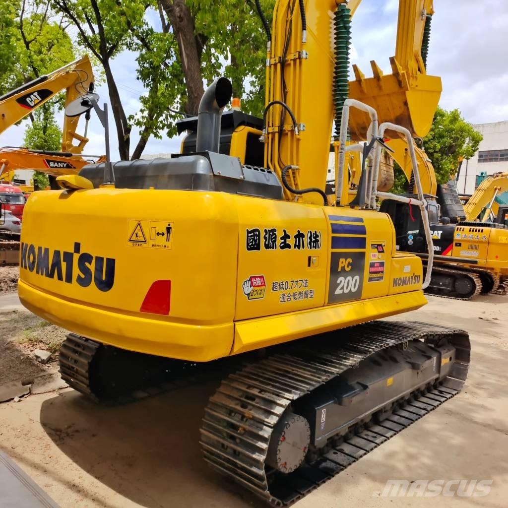 Komatsu PC 200-8 Excavadoras de cadenas