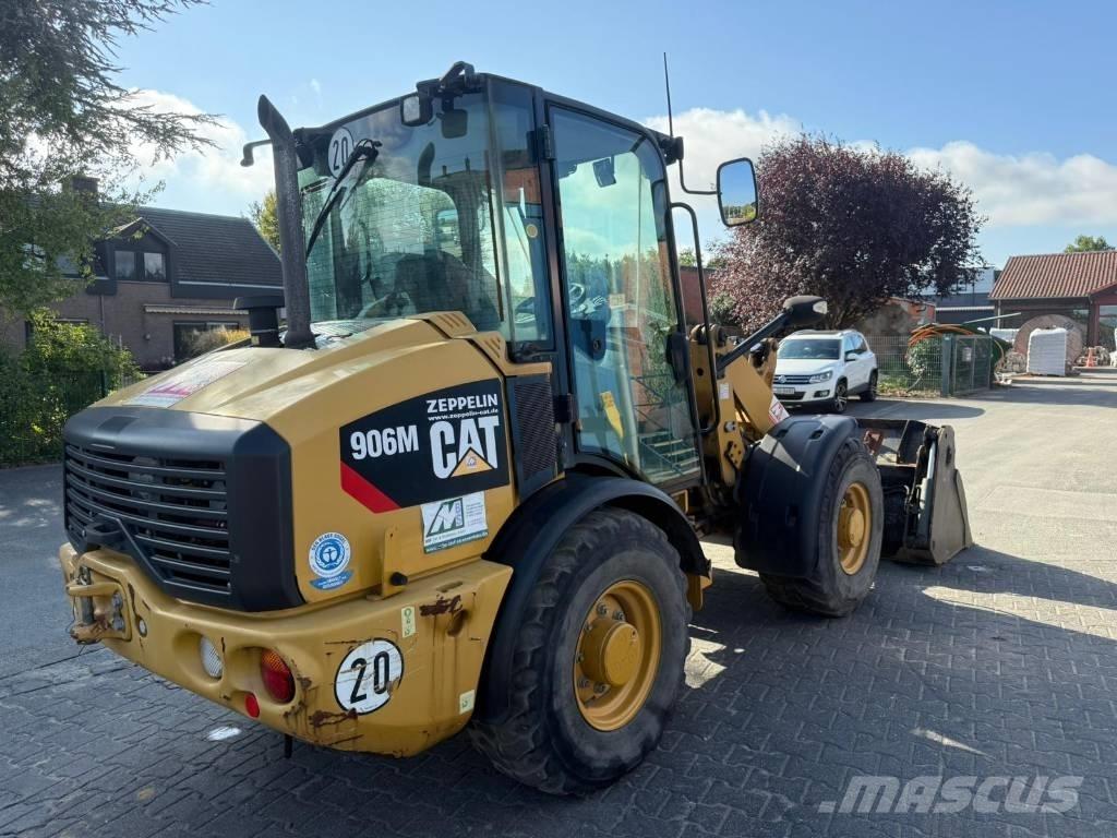 CAT 906M  1831h Cargadoras sobre ruedas